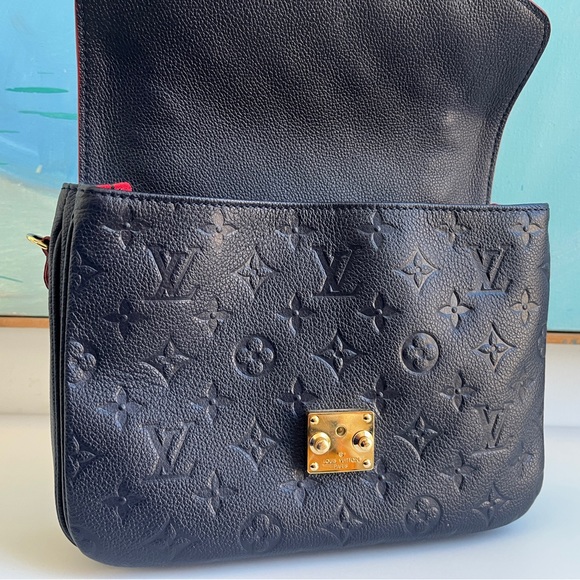 Louis Vuitton Pochette Métis Empreinte Marine Rouge box & accessories! - Picture 3 of 16
